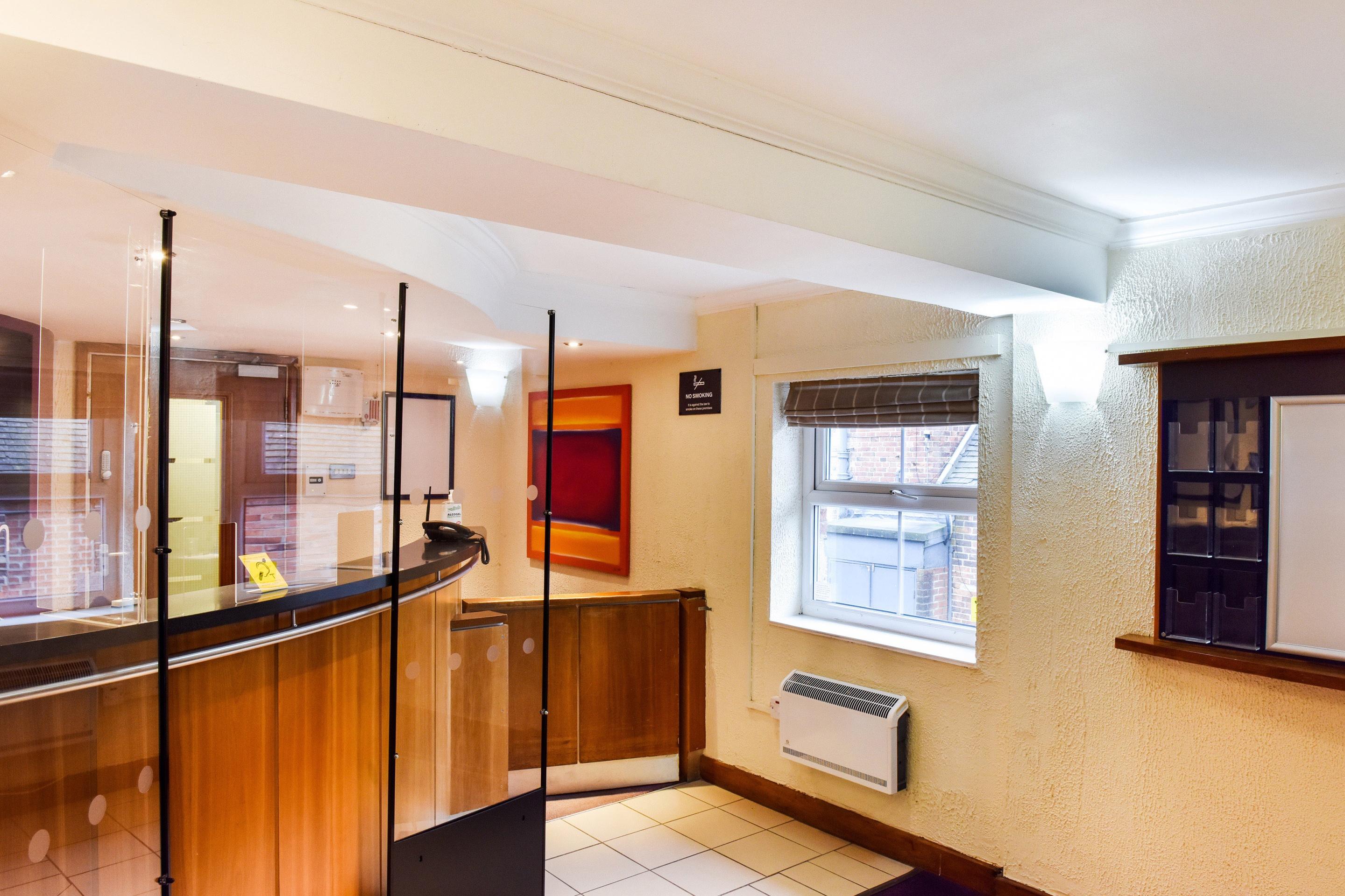 Hotel Oyo Tyger Inn, 3*