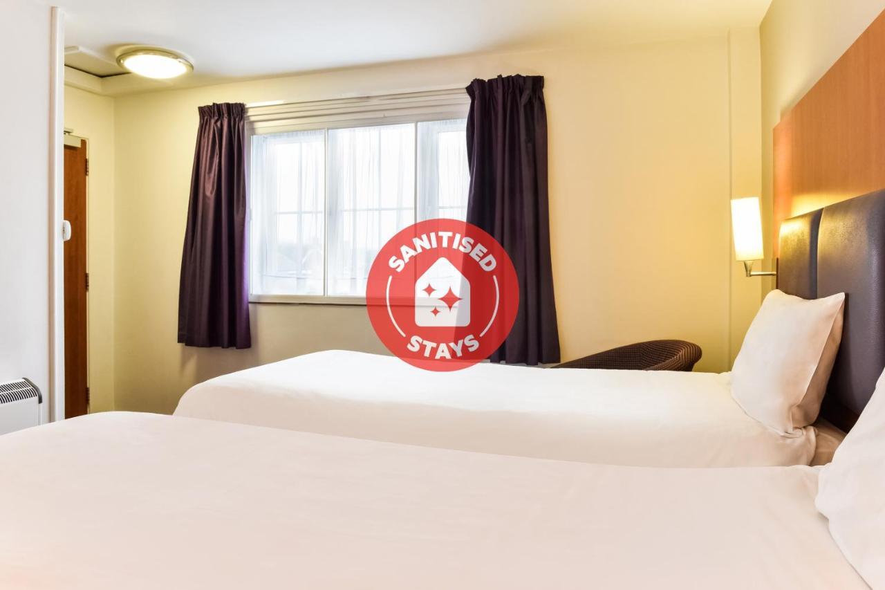 Premier North West Hotel 3*