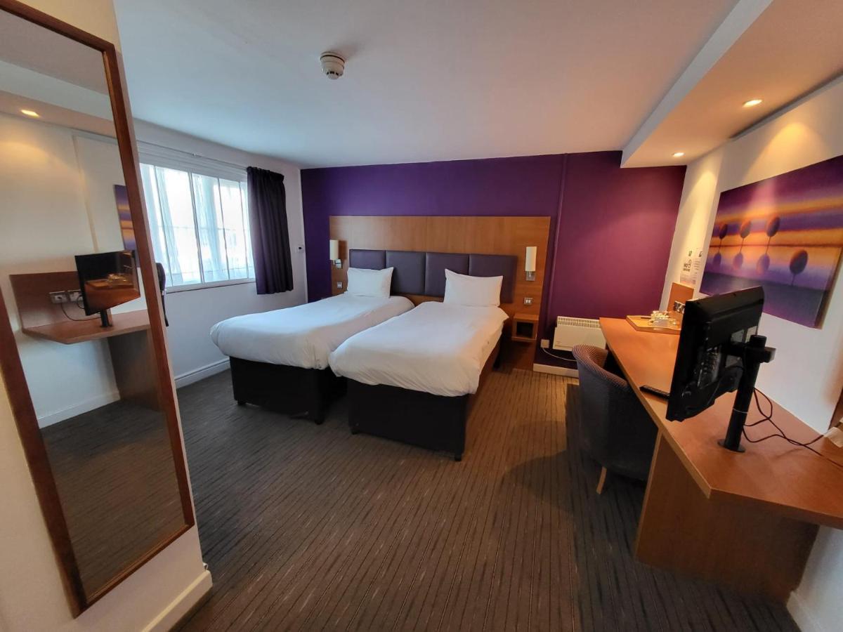 Hotel Premier North West 3*