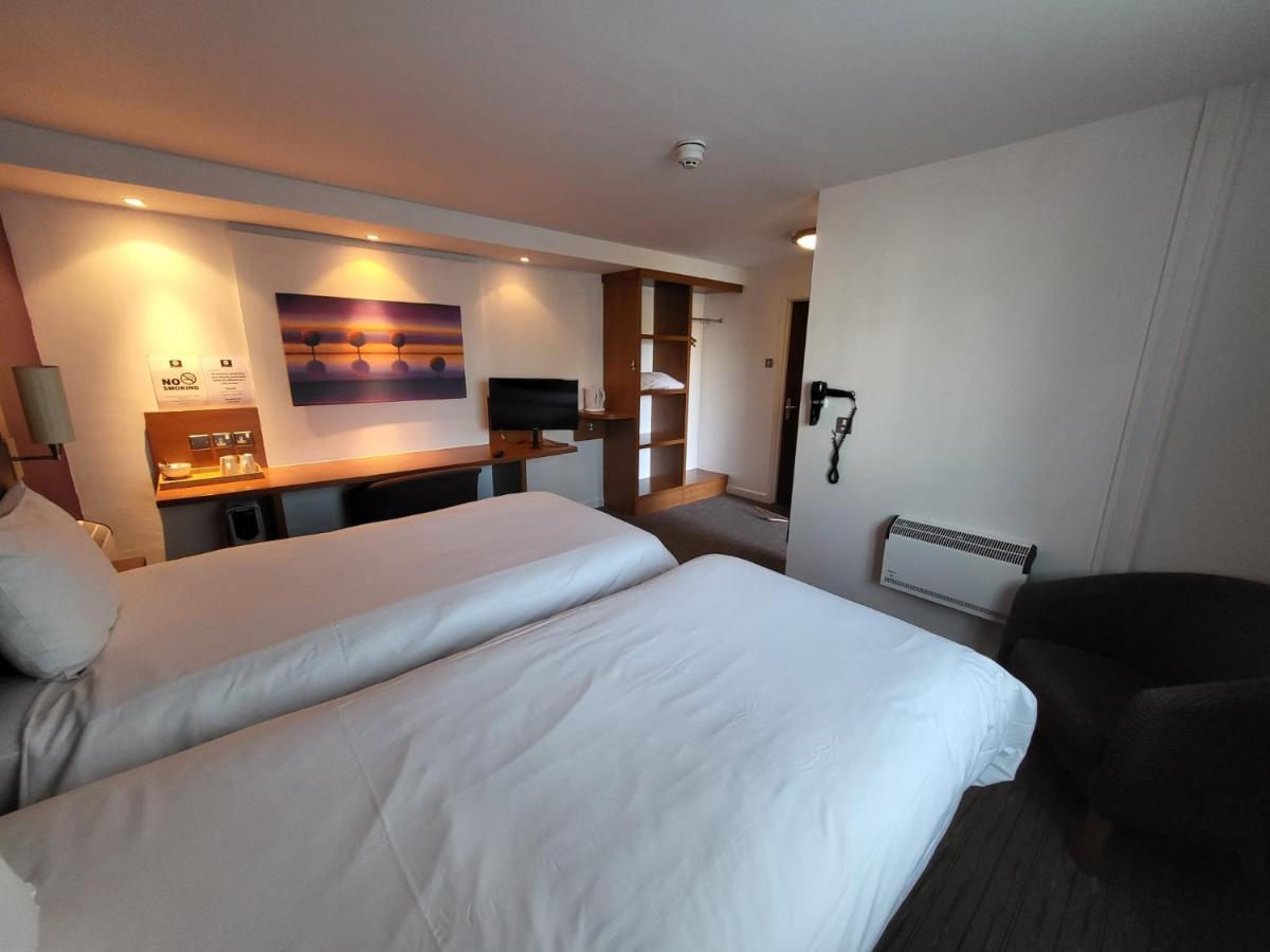 Hotel Premier North West